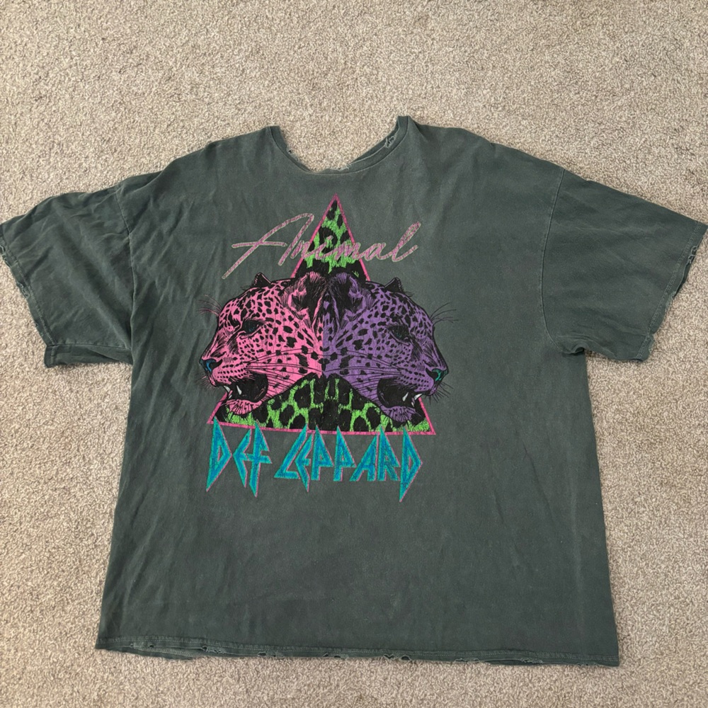 Def Leppard Graphic Tee Urban Outfitters